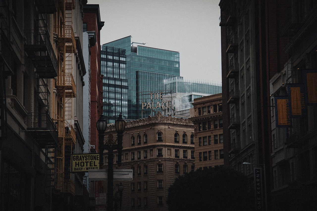 探索都江堰市房产信息网，一站式房产服务平台